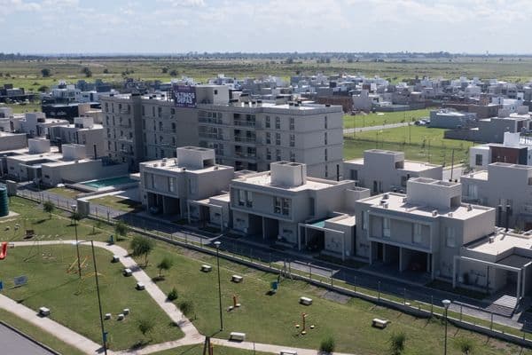 Housing del Boulevard - housing del boulevard thumb 413cf9e4 web housing miniatura 28 02 24