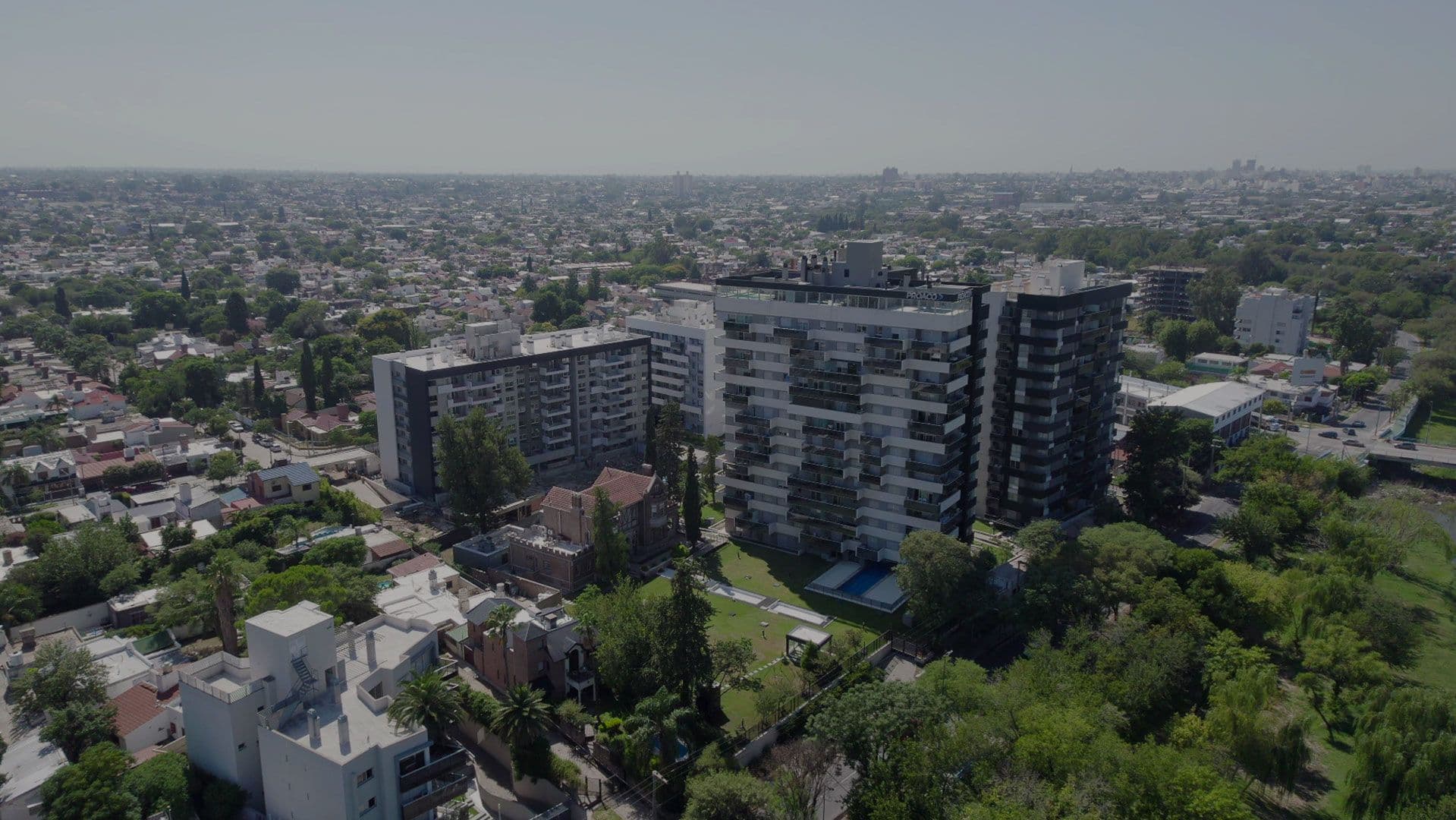 Opera Luxury Condominium - opera luxury condominium hero 094f5240 Slider principal 1 Luxury